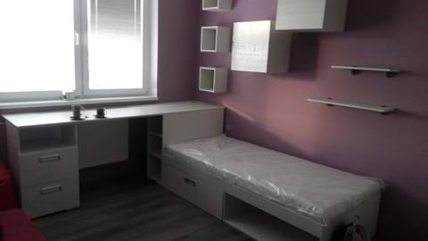 Študentská izba na mieru, posteľ s úložním priestorom, materiál DTD zn.Egger, ABS hrany, rošt masív smrek